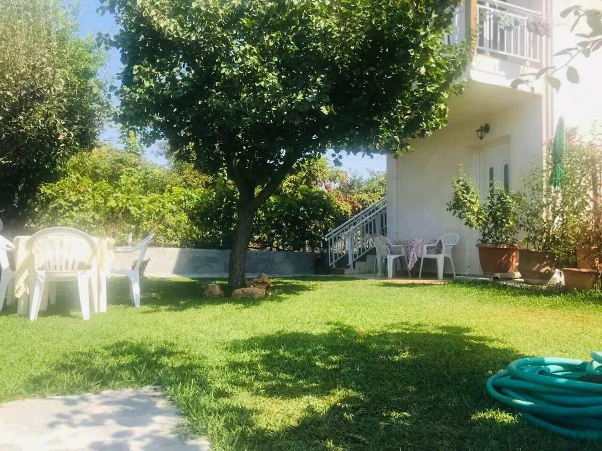 Homestay Katerina Rooms Nea Kallikrateia